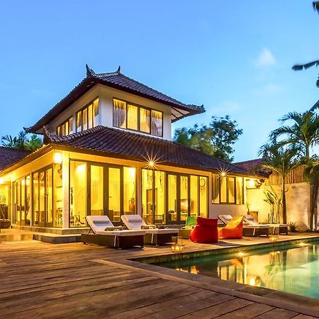 Luxury Villa Kudeta 300M Beach And Heart Of Seminyak Esterno foto