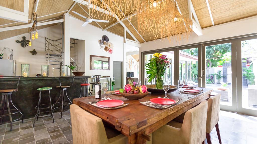 Luxury Villa Kudeta 300M Beach And Heart Of Seminyak Esterno foto